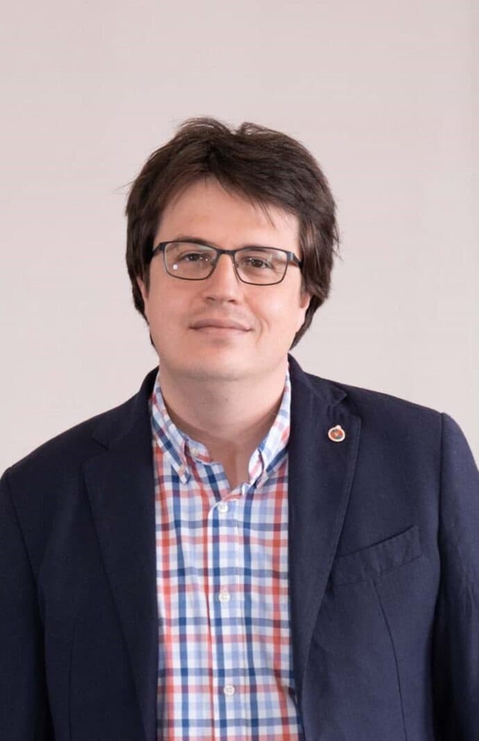 Dr. Franco Basso